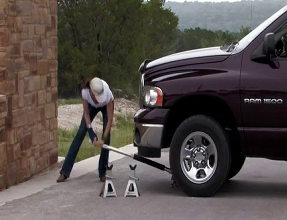 Auto Repair: How to Check for Loose Steering System Parts