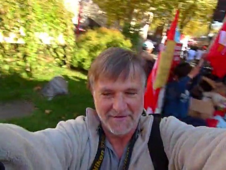 101028_Manif02