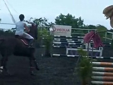 31.10.10-CSO club au CEM-club2GP-LéaOlbie