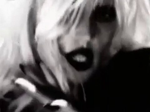 Gülşen - Dillere Düşeceğiz 2010 Orjinal Video Klip