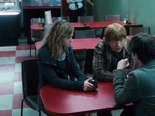 HP 7 Harry Ron & Hermione Londra Kafe
