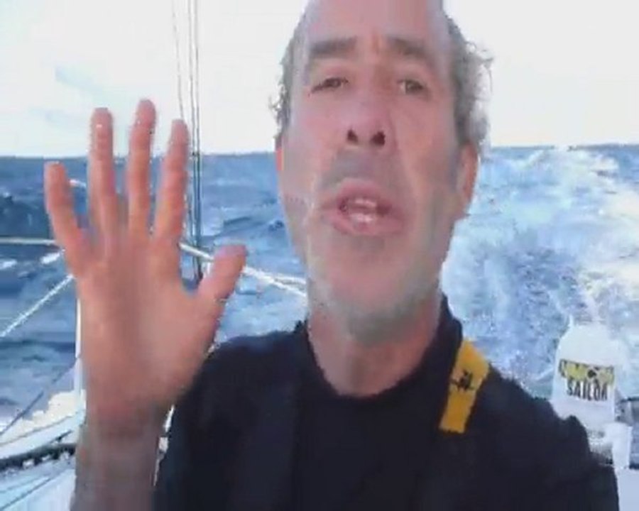Route du Rhum 2010 Roland Jourdain et veolia dans les surfs!