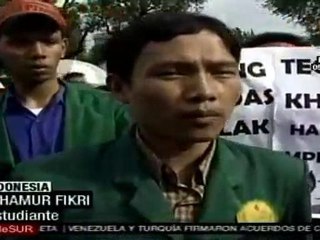 Estudiantes en Yakarta cuestionan política exterior de EE.UU.