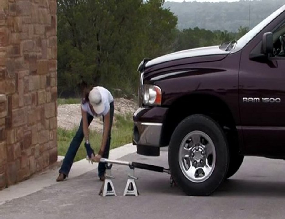 Auto Repair: How to Inspect a Rear Main Seal