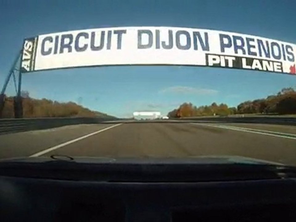 Dijon Prenois - Nov 2010 - Roulage 3