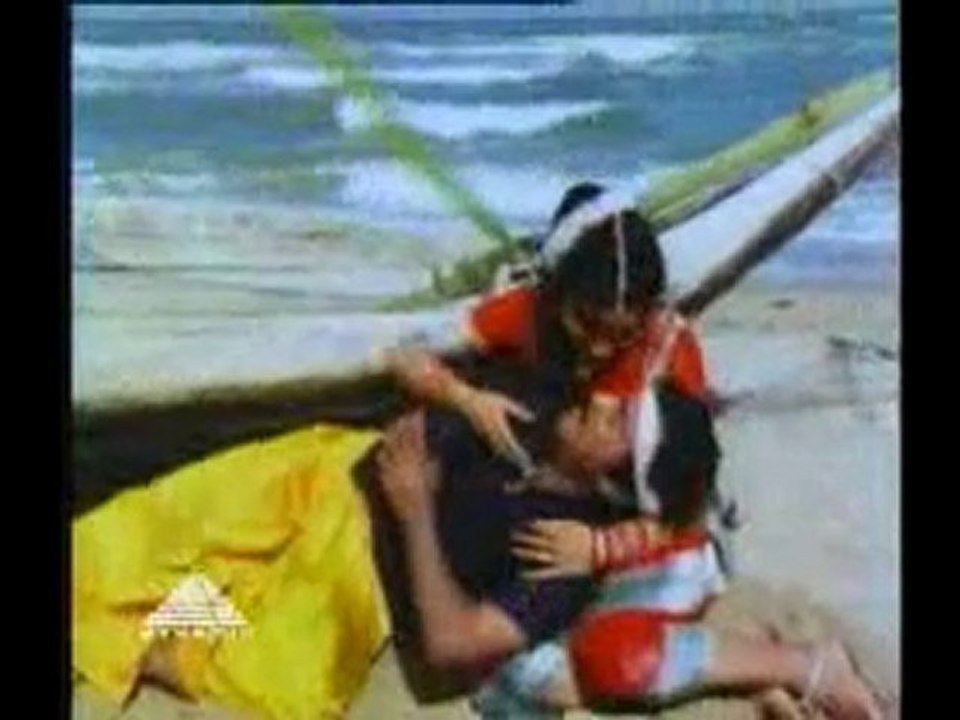 December Pookkazhl - Maalaigal idam maaruthu