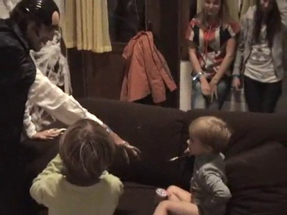 OK CORRAL 7 - Bravo Dracula... Le p'tit pleure maintenant...