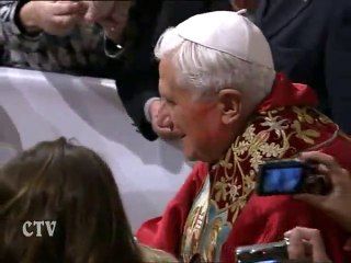 Benedict al XVI-lea şi entuziasmul credincioşilor în Spania
