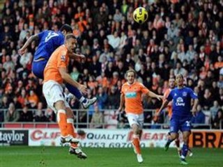 Blackpool 2-2 Everton Eardley free-kick, Cahill great-header