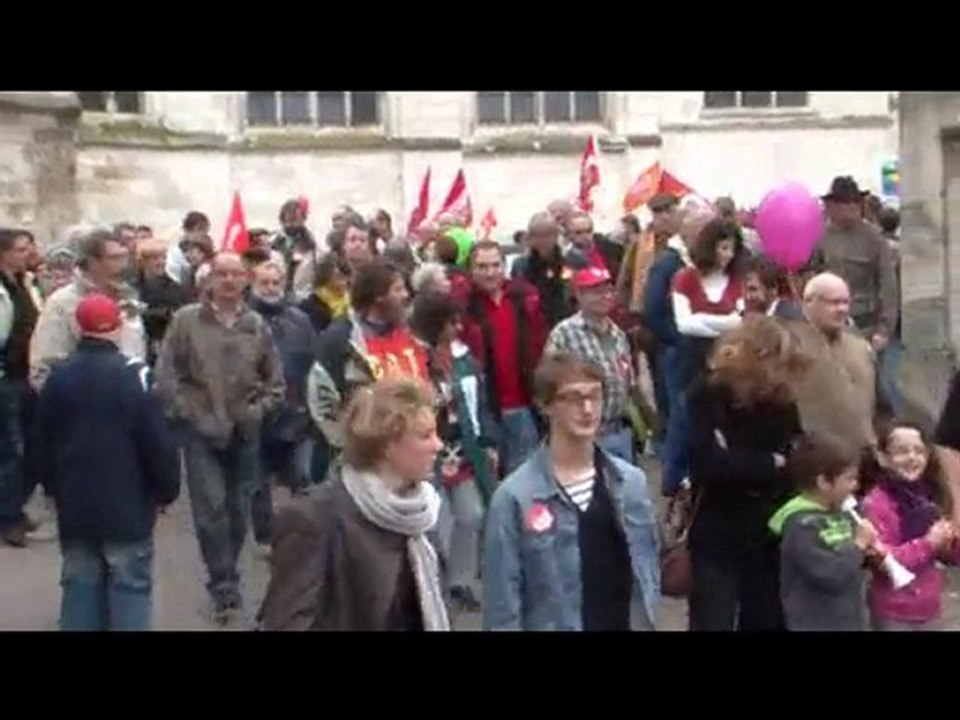 MANIFESTATION DU 6 NOVEMBRE 2010 A AUXERRE
