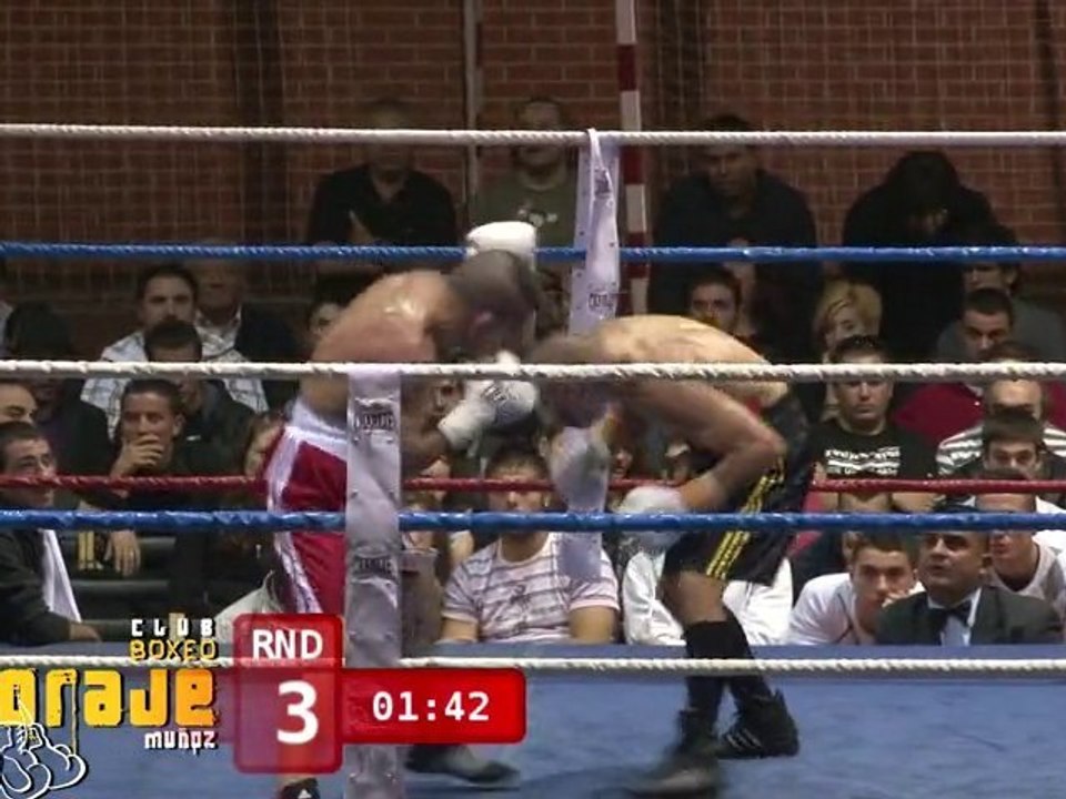 BOXEO - Jesus Garcia Escalona vs Vitaly Shimanov