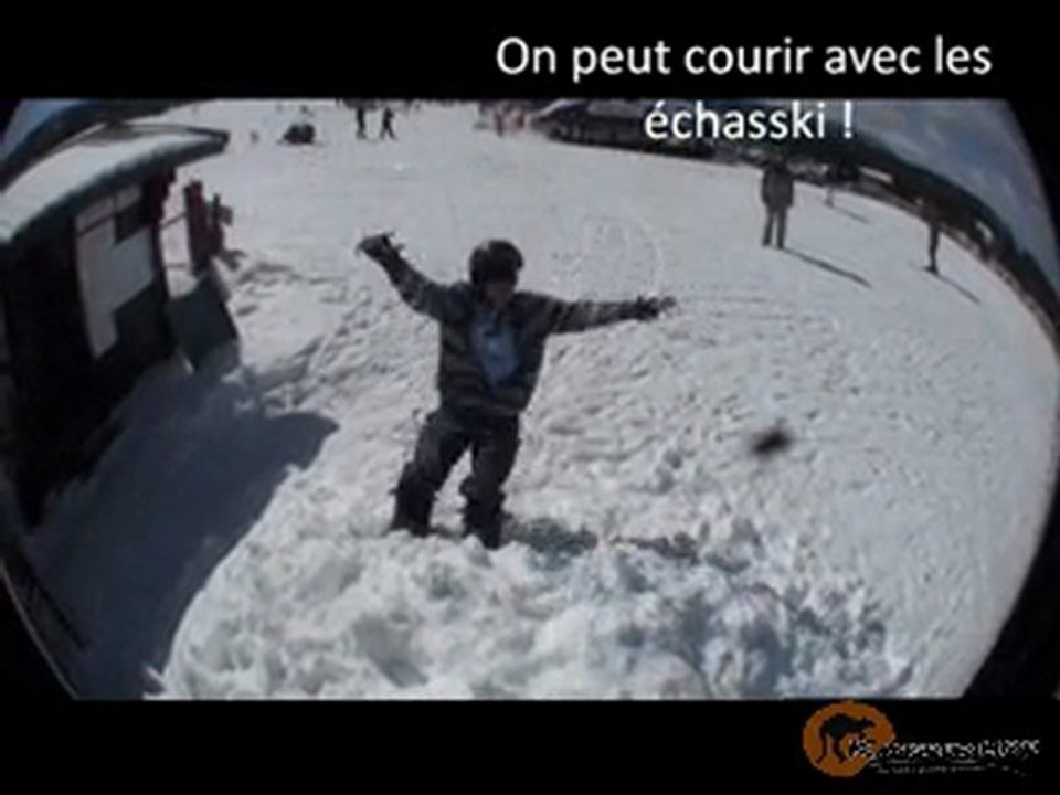 Echasses + ski = les échasses urbaines à la montagne - Kangour'HOP