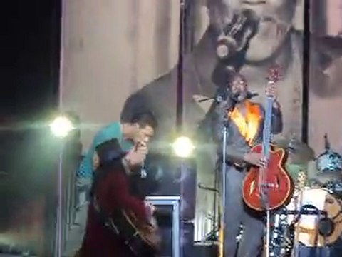 Christophe Maé - Pau 6 novembre 2010 - 001