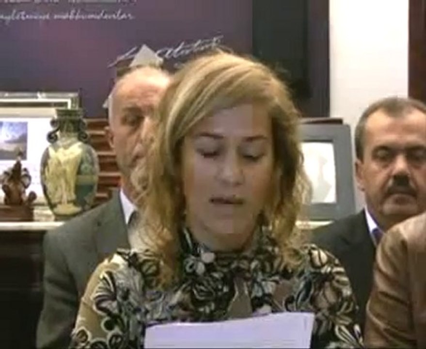 "GENEL BAŞKANIMIZIN YANINDAYIZ."