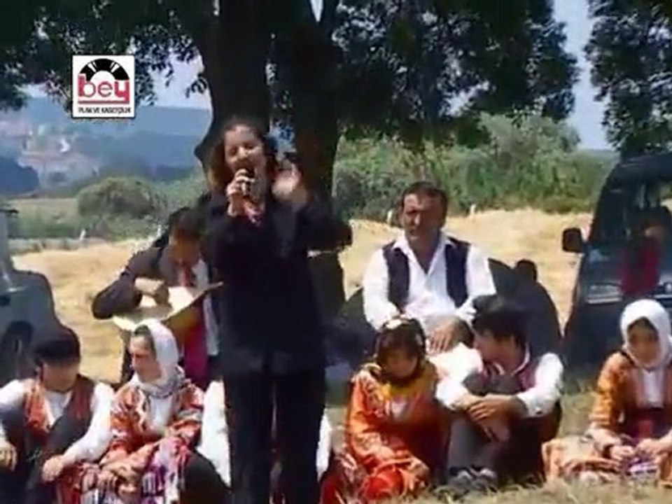 Deli Şükrü (Damla Yıldırım)