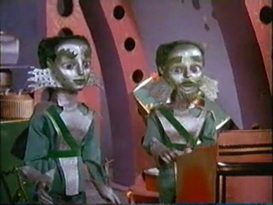 Stingray - A Nut For Marineville 1/3