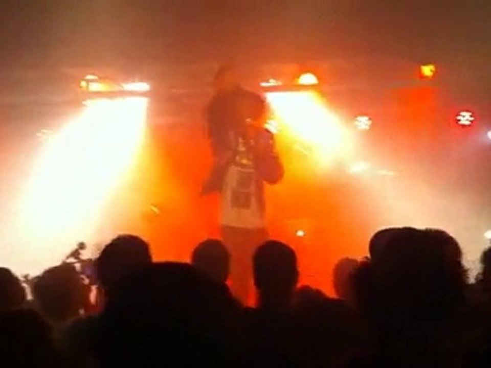 Flying Overseas - Theophilus London - La Boule Noire