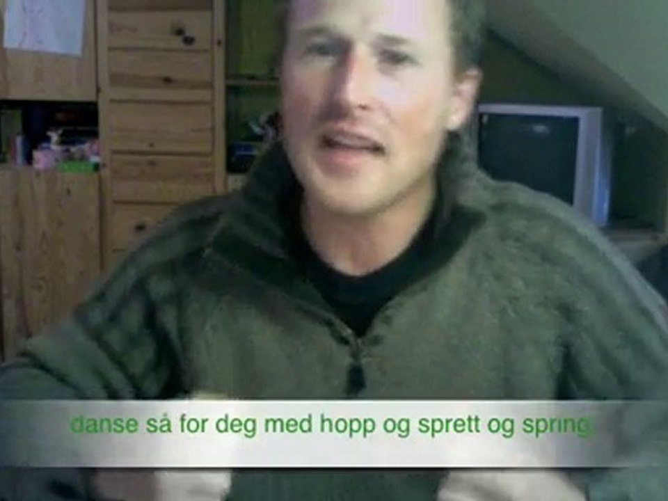 Hurra for deg - singing a norwegian birthday song