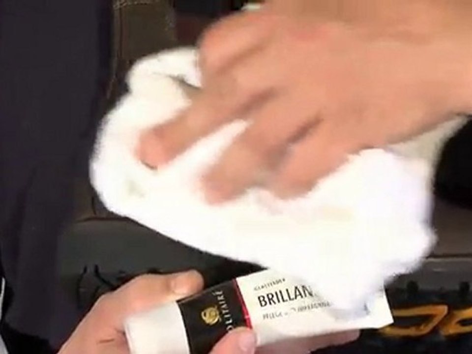 Sicherheitsschuhe pflegen mit Frucht- Bienenwachs