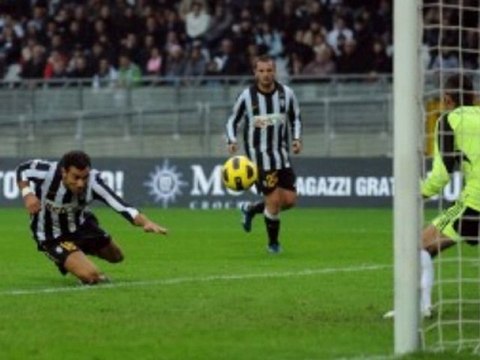 Juventus 3-1 Cesena Quagliarella header, Iaquinta great-lob