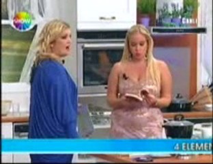 TUĞÇE IŞINSU - CANLI YAYIN SHOW TV