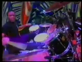 MeShell Ndegeocello, Boyfriend - Live on THE WORD