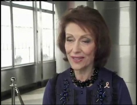 Estée Lauder Co. Shine 38 Global Landmarks Pink For ...