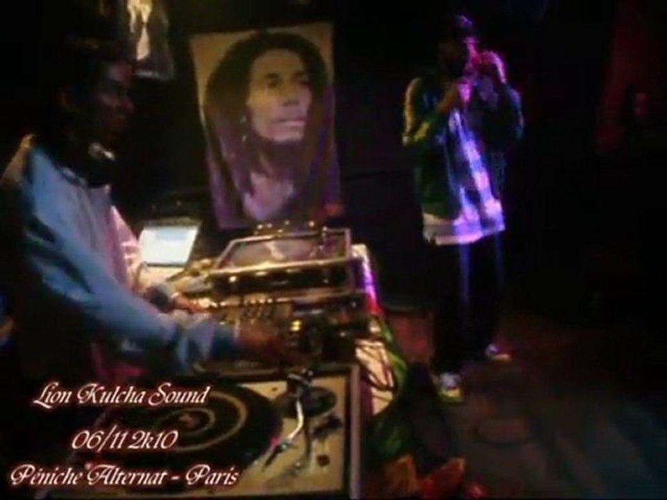 Lion Kulcha Sound @ Péniche Alternat Paris 06-11 2k10 Part2