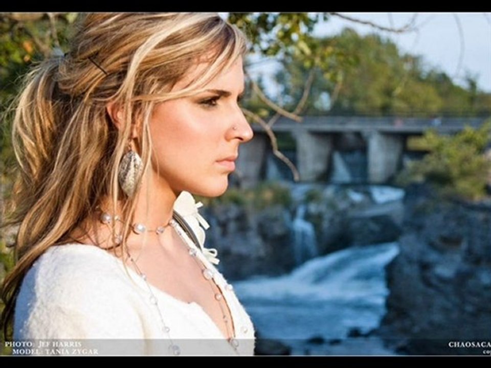 TyDi Feat. Tania Zygar - HALF LIGHT (Original Mix)