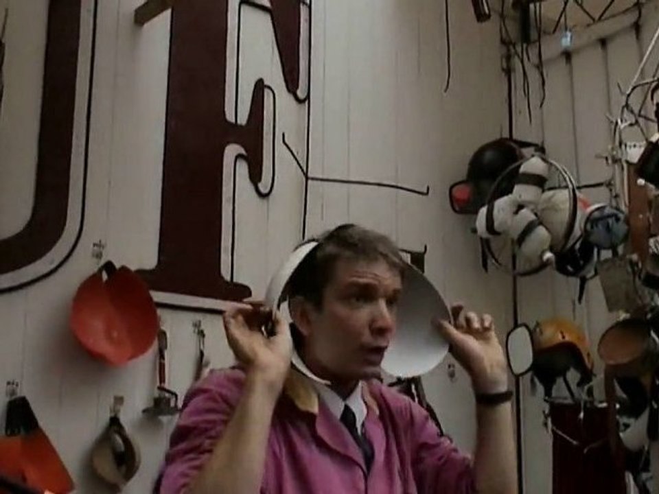 Chalon dans la Rue - Cie Cirkatomik : "P.U.F"