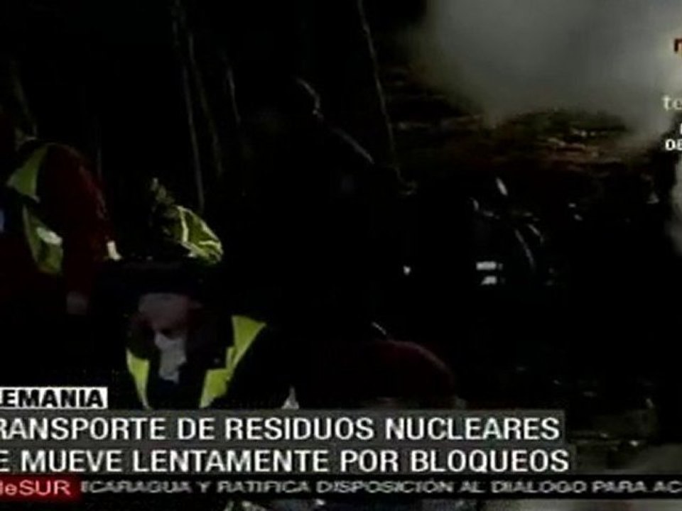 Ecologistas alemanes bloquean transporte de residuos nucleares