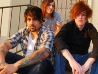 GLOW music by I Say You Say