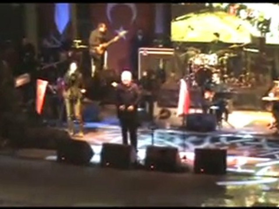 Zülfü Livaneli Cumhuriyet Bayramı Konseri Ankara - 2