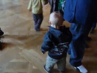 Maxence dans la Galerie des Glaces, 17/10/2010