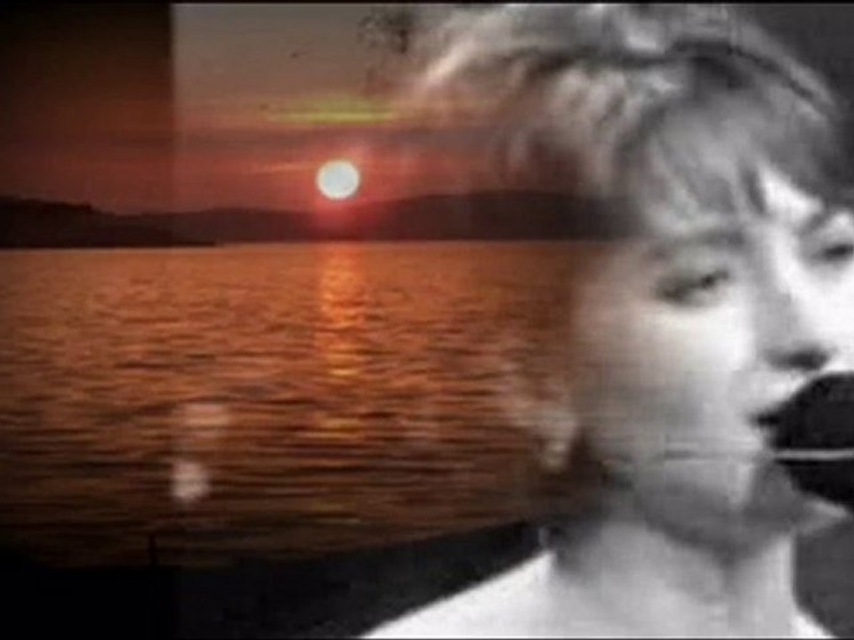 Çiğdem Kırömeroğlu - Ah yakıyor bağrımdaki ateş.HD