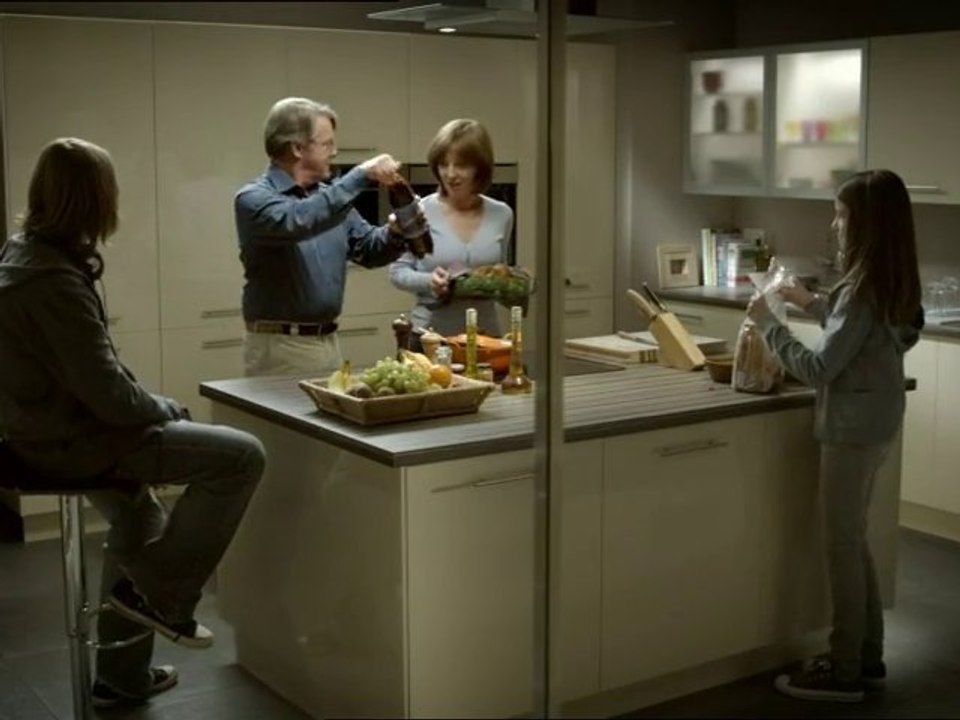 Conforama - Mes Chers Voisins Mr Cocktail