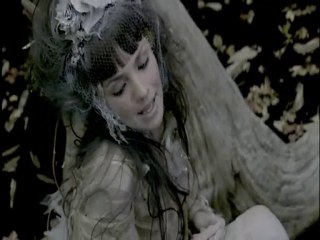 Olivia - A Little Pain CM