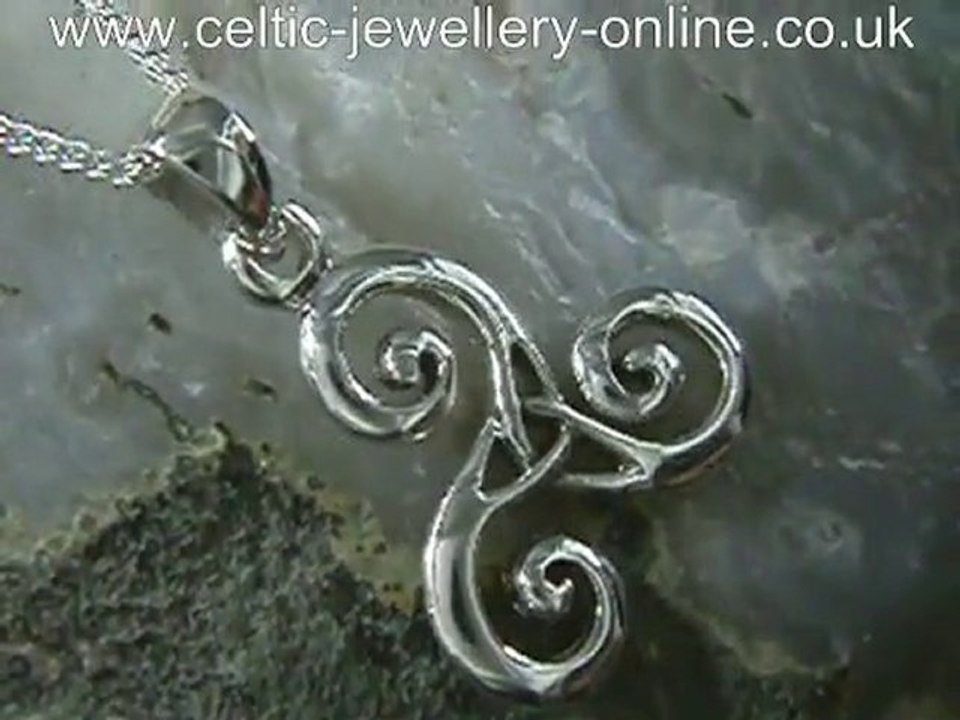 Celtic silver necklace DSG230