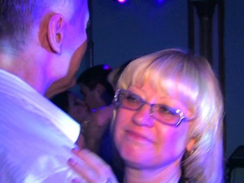 Медленный танец на банкете