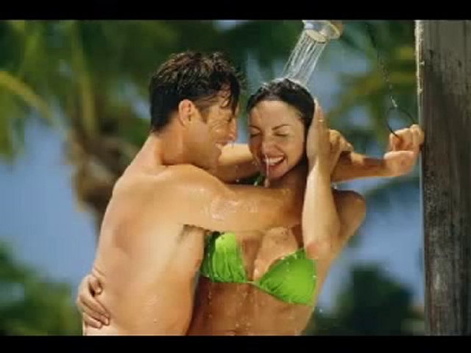 GAD et REMI GAILLARD signe satanique