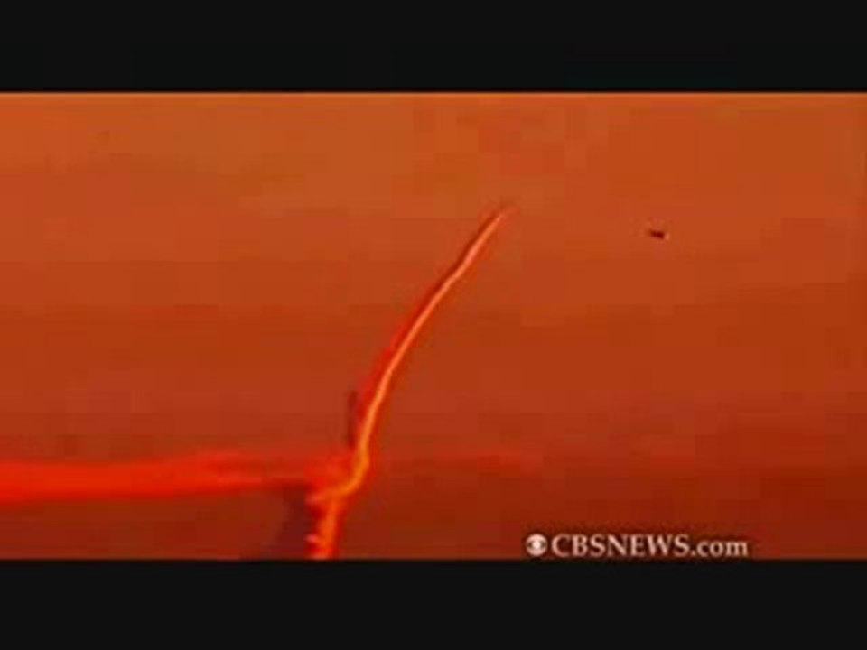 Ovni filmé durant un tire de missile en Californie