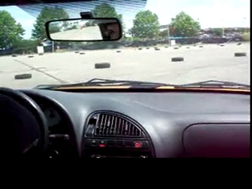 Slalom Agen 2011 Saxo VTS 16v