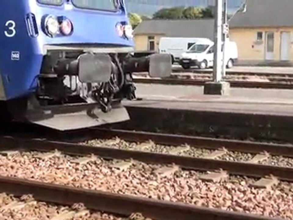 Train Ter provenance Guingamp
