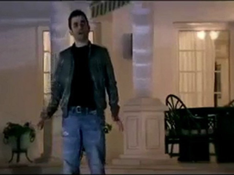 Halil Kurt - Ağlama Yağmur Gözlüm/WwW.MiNeLaSK.CoM