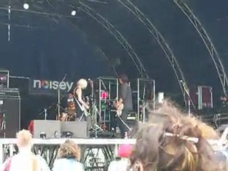 HOLD KISS KILL 1234 Shoreditch Festival, 2011.