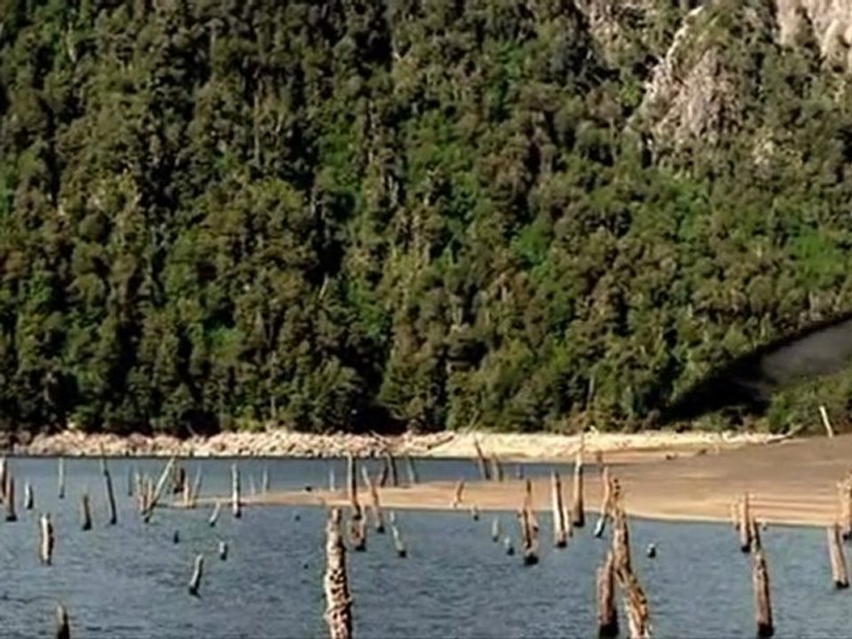 Im Reich der Giganten-E06-Untergang einer Dynastie