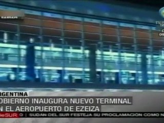 Fernández inaugura nueva terminal aérea