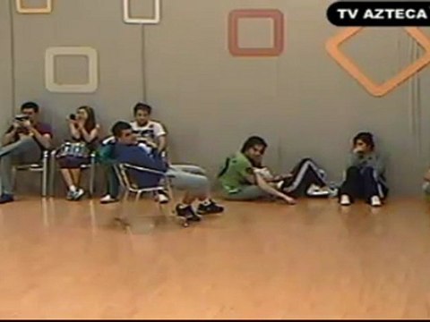 Esmeralda y Johnny en la duela 1 2