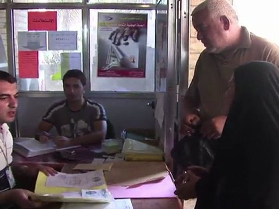 Iraqis who fled to Syria for safety, now returning