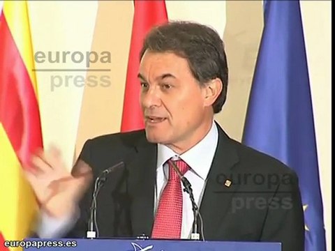 Mas llama a PSC y ERC a pactar presupuestos